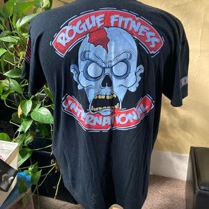 Men’s Rouge Fitness rare Zombie Skull Print Tee
